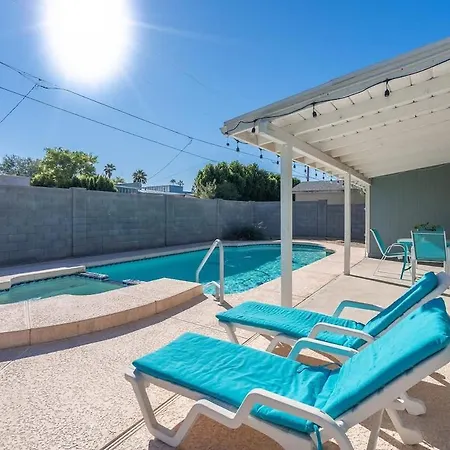 The Tempe Tango Pool And Spa Cute House